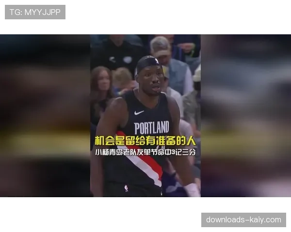 场边镜头:拉齐奥主帅图多尔与对方教练组发生激烈争执被罚上看台 场边镜头:拉齐奥主帅图多尔与对方教练组发生激烈争执被罚上看台