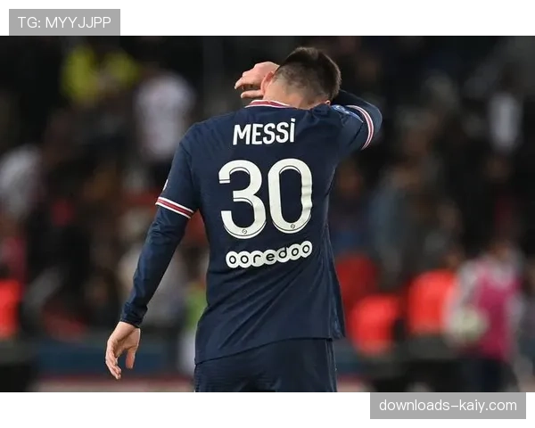 坚守:特鲁瓦门将加龙单场完成九次扑救,助球队爆冷逼平巴黎 坚守:特鲁瓦门将加龙单场完成九次扑救,助球队爆冷逼平巴黎